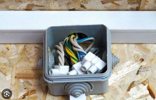 Connectors, Junction Boxes, and Accessories